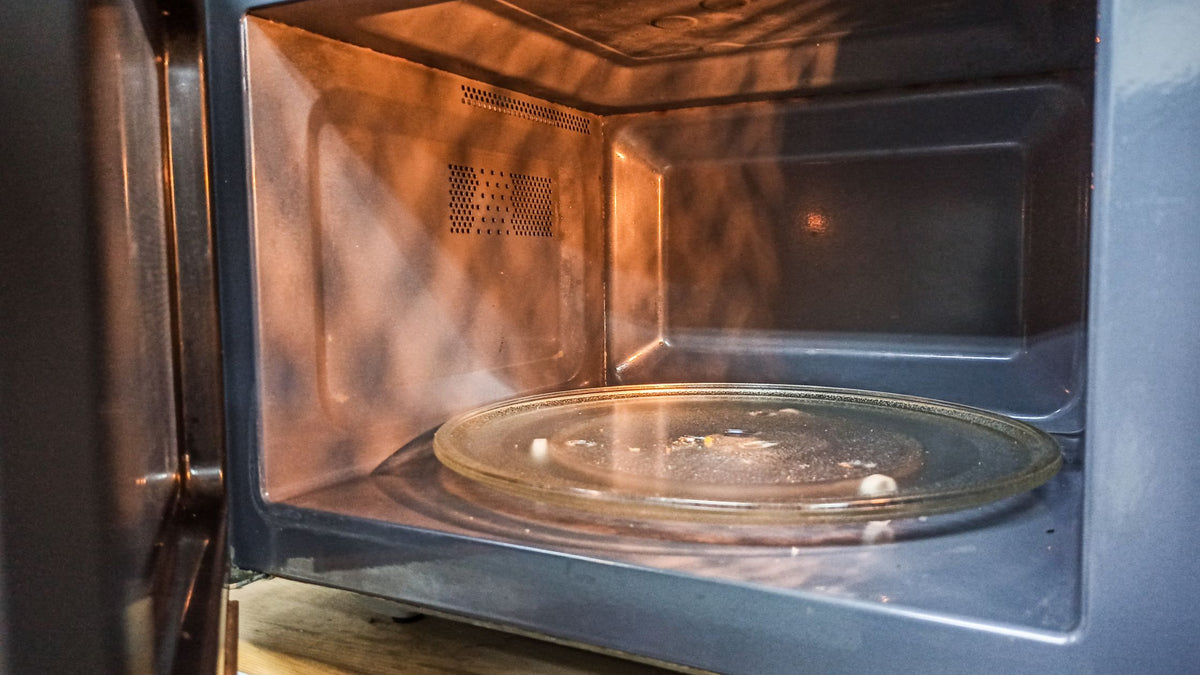 How to Clean Your Microwave’s Surfaces Invisible Glass