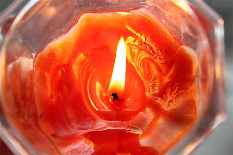 How to Remove Candle Wax from Glass