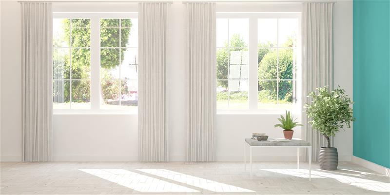 How to Maintain Glass Between Deep Cleans